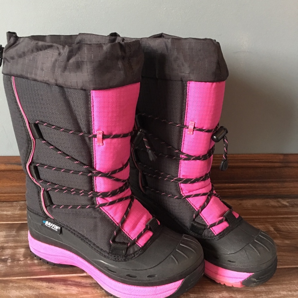 Baffin Women’s size 8 snow boots